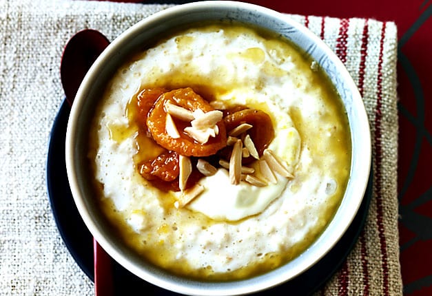 Oatmeal with Honey Apricots