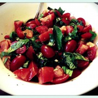 Tomato & basil salad