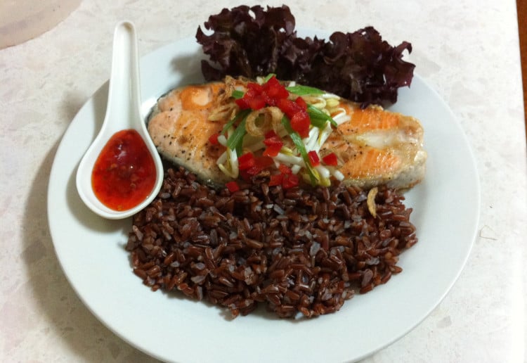 Red Rice with Salmon and Sweet Chili Dressing