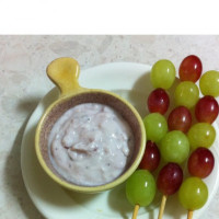 Grape Skewers with Yoghurt
