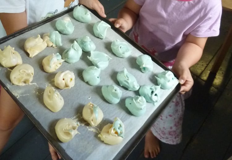 Mini meringues