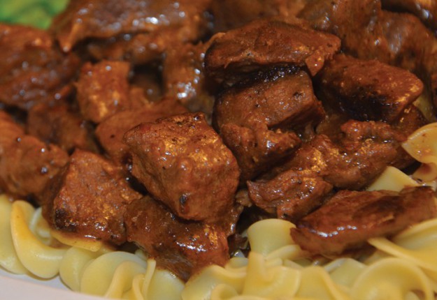 Marinated beef with pasta