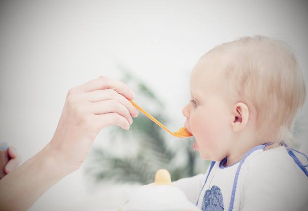 Introducing your baby to food is a monumental occasion, but for many parents the occasion is met with much confusion and uncertainty about what and when to offer solids to their baby. If you are wondering whether your baby is ready for solids it might be worth going through these questions first...