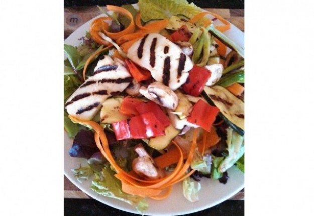 Grilled Haloumi salad