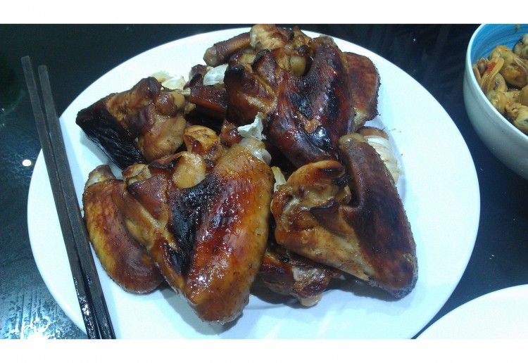 Honey glazed chicken wings