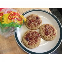 Crumpets with oats- Jam and butter