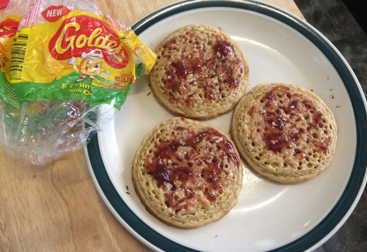 Crumpets with oats- Jam and butter