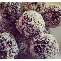 Cocoa Almond Date Balls