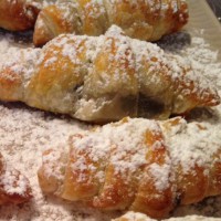 Nutella Mini-Croissants