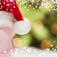 Savvy Christmas Tips and Tricks to help you save money this Christmas!