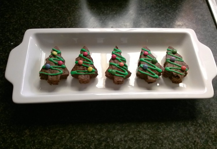 Tree-rific Christmas Cakes