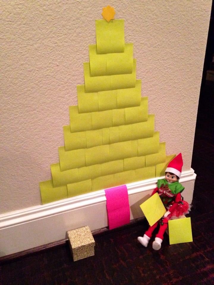 Chrissy the Elf’s sticky note Christmas tree