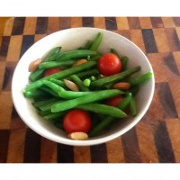 Sauteed green beans and cherry tomatoes