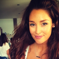 Erin McNaught shows off her post-baby body