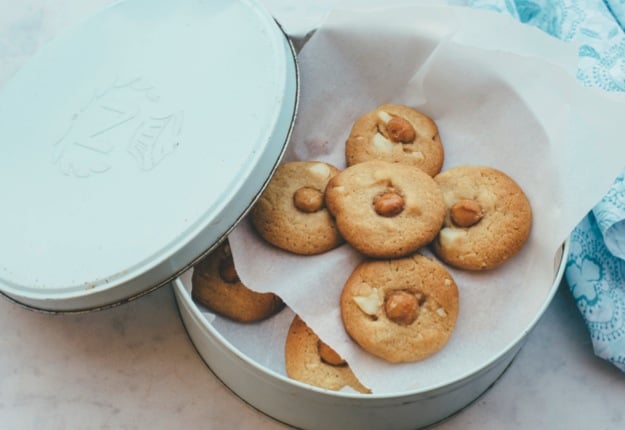 Macadamia butter biscuits