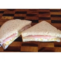 Egg and ham sandwich