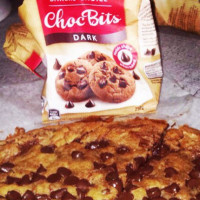 Choc Chip Nutella Cookie Pizza