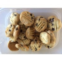 Choc chip shortbread biscuits