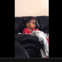Watch this little girls reaction to Mufasa being killed
