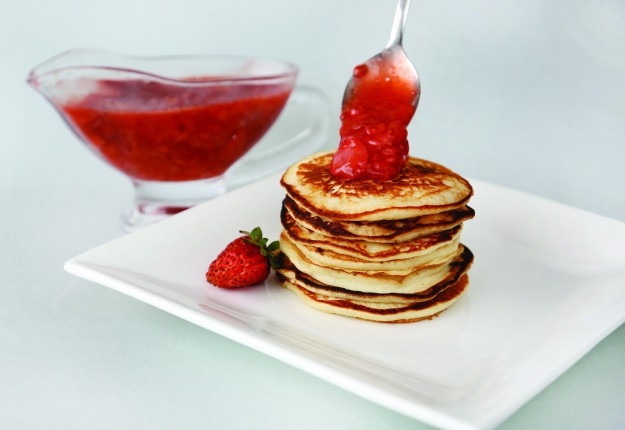 Buttermilk pancakes with strawberry sauce