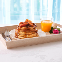 Sticky Apple Pancakes