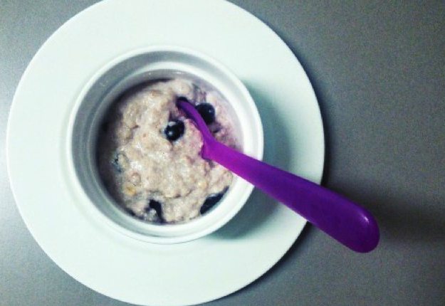 Blueberry porridge