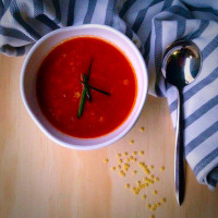 Star pasta tomato soup