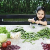 6 tips to help kids love vegetables