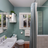 5 ways to deep clean your bathroom like a pro!