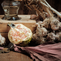 6 strange uses for garlic