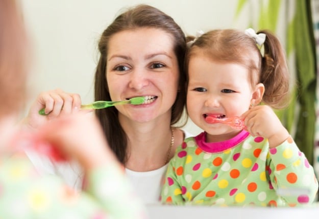 Tips for teaching children to brush and floss their teeth