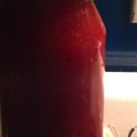 Tomato strawberry jam