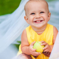 7 tips to turn your baby into a healthy little 'foodie'