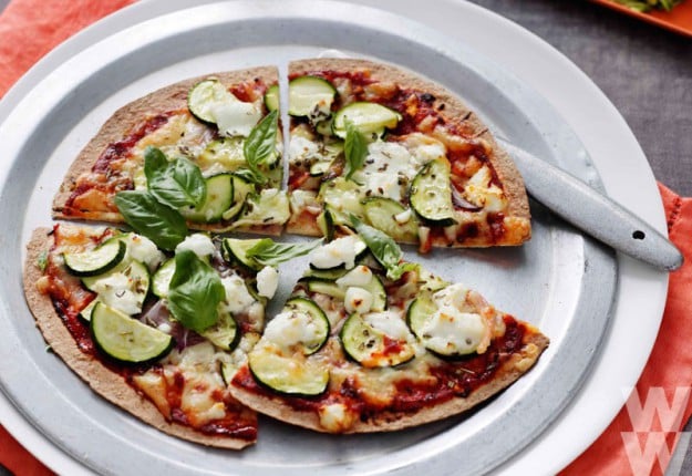 Zucchini and goats cheese pizza