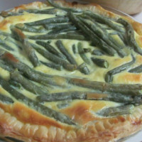 Quiche with mascarpone and green beans