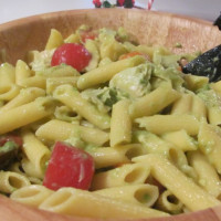 Penne with avocado and artichoke