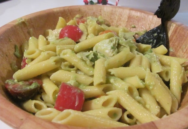 Penne with avocado and artichoke