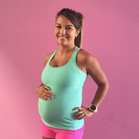 Pregnant weightlifter hits back at the haters