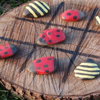 How to make your own outdoor Tic-Tac-Toe game
