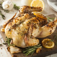 Video: Slow cooker roast lemon and garlic chicken