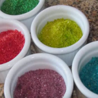 How to make edible glitter