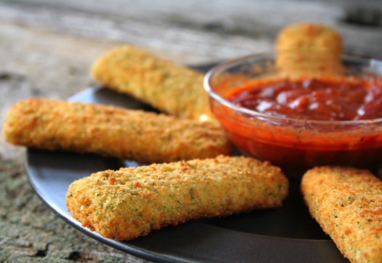 Crumbed Haloumi Sticks with Chilli Dipping Sauce