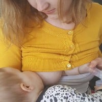 Meet the mum dedicated to provide breastmilk to total strangers