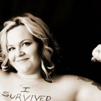 Mum shares photo of mastectomy while pregnant to raise awareness