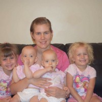 Young girl saves siblings after car crash that killed their mummy