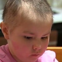 Teacher shamed young cancer survivor "you can't be pretty bald"