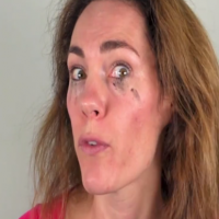 Video: 'Real Mum' hilarious makeup tutorial