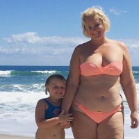 Mum's response to her daughter’s stretch marks question goes viral