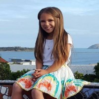 Amazing young girl raising money to help a friend fulfill her dream