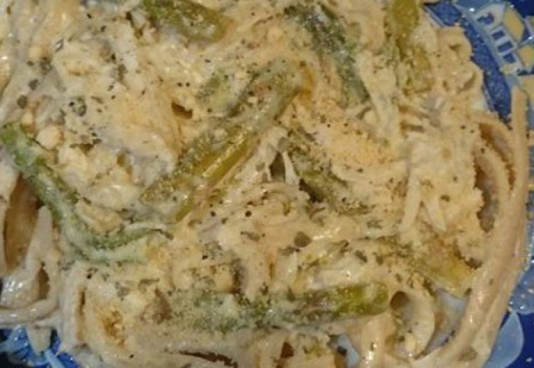 Creamy Chicken Lemon Asparagus Pasta